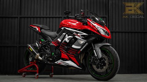 Kawasaki Z1000SX lên tem trùm độ đỏ đen đẹp