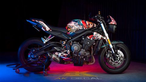  Tem xe Triumph Street Triple - 001 