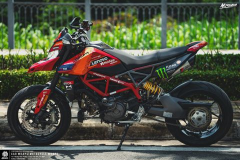 Ducati Hypermotard 950 Lên Full Tem Ghép WSBK Cực Thể Thao