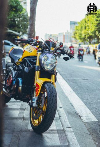 Ducati Monster Đổi Màu