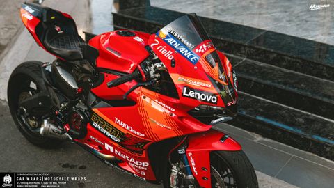 Ducati Panigale 959 #056 Vinh Phan lên tem ghép Phong Cách WSBK