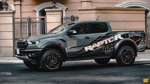 tem xe ford raptor xám xi măng