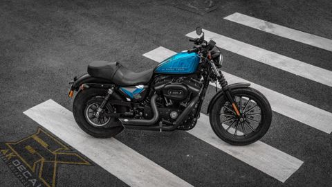 Tem xe Harley Davidson Iron 883