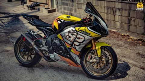 Honda CBR 1000RR SP1 lên tem đấu cực ngầu tại AK Premium