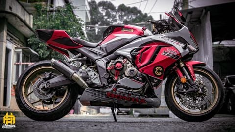 Honda CBR 650R độ tem trùm Fire Blade cực đẹp
