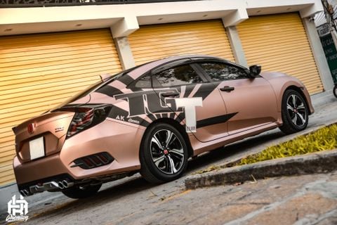 Honda Civic Dán đổi màu hồng phối tem thể thao