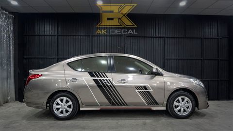  Tem xe Nissan Sunny - 001 