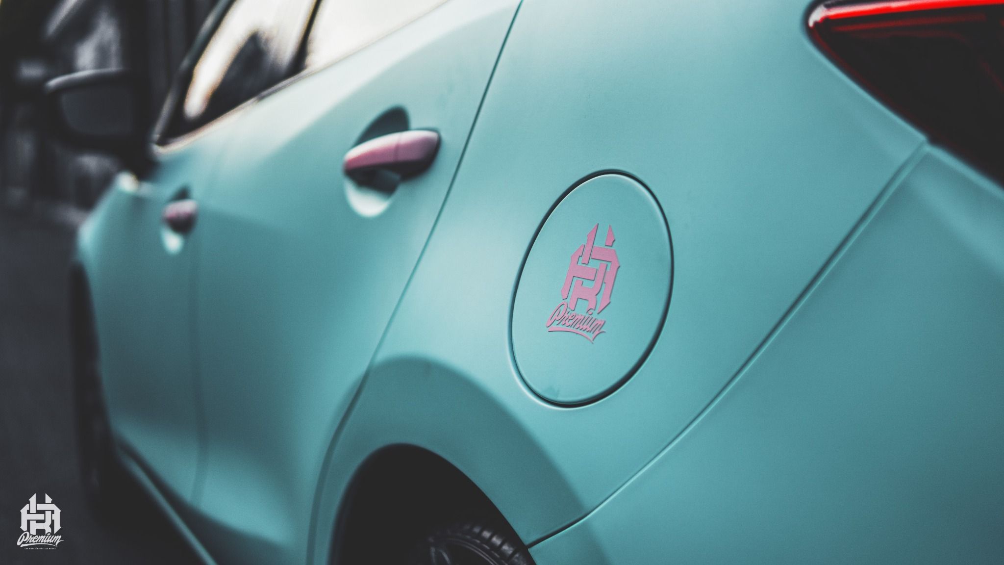  Tem xe Mazda 2 - 001 