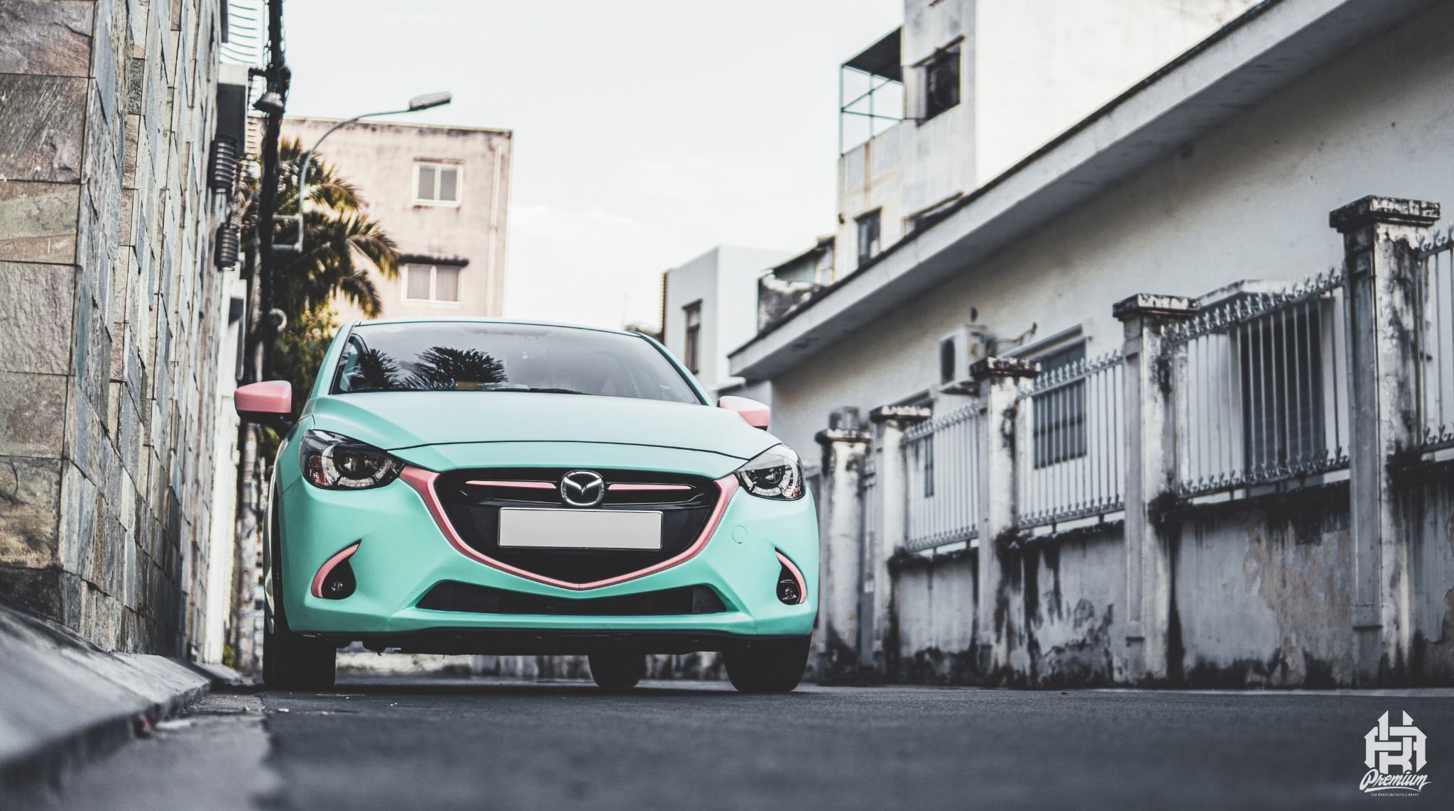  Tem xe Mazda 2 - 001 