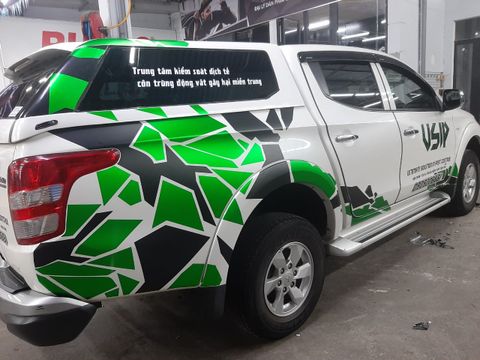 Tem xe Mitsubishi Triton - 001 