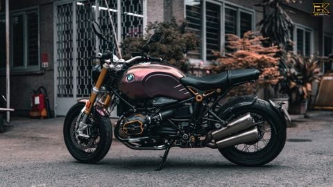 BMW R nine T dán đổi màu