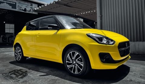 Suzuki Swift Wrap đổi màu vàng bằng màu decal cao cấp