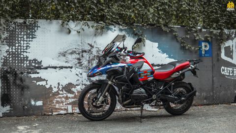 Tem trùm xe BMW GS 1200 lên tem Martini cực chất