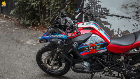 Tem trùm xe BMW GS 1200 lên tem Martini cực chất