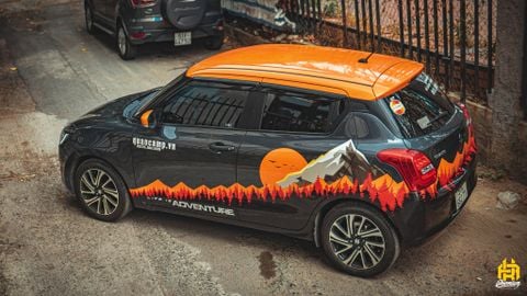 Tem xe Suzuki Swift phong cách rất Adventure đến từ quancamp.vn