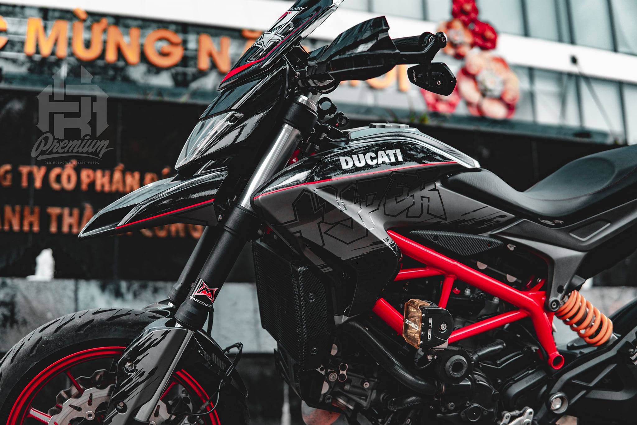  Tem xe Ducati Hypermotard - 12 