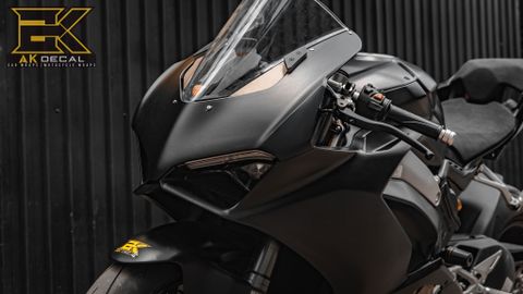  Tem xe Ducati Panigale V4 - 013 