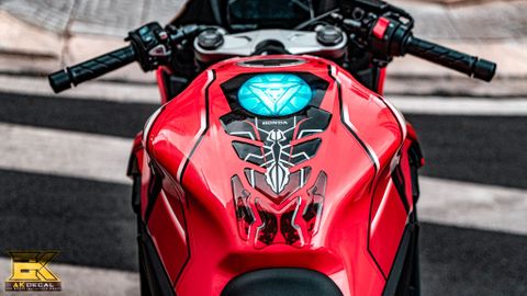 Tem xe Honda CBR 650R