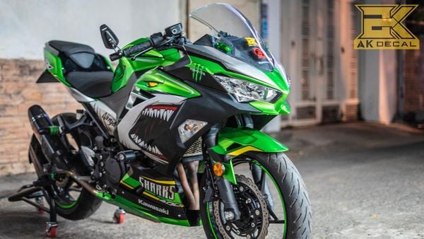 tem xe Kawasaki Ninja 400
