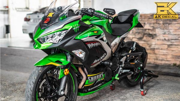 tem xe Kawasaki Ninja 400