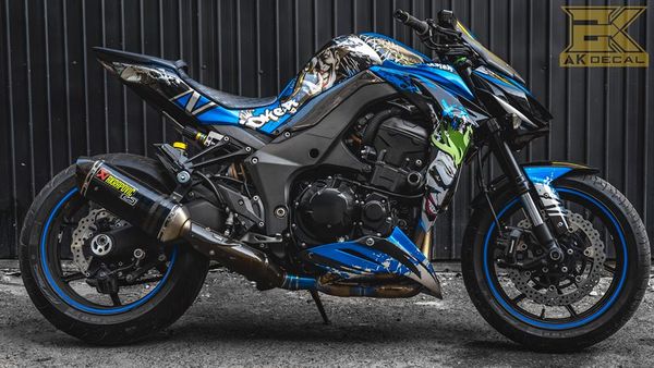 tem Kawasaki Z1000