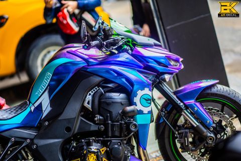 z1000 chuyển sắc tím