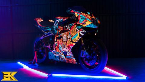  Tem xe MV Agusta F4 -002 