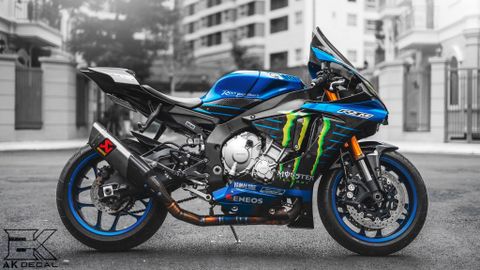  Tem xe Yamaha R1- 016 