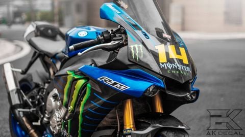  Tem xe Yamaha R1- 016 