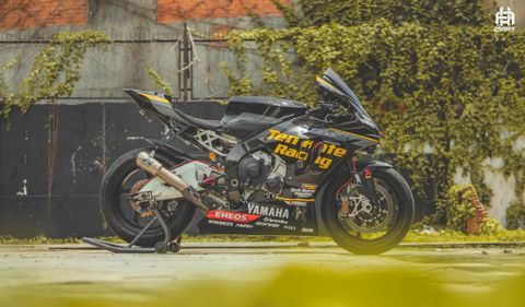 Yamaha R1 Ten Kate Racing