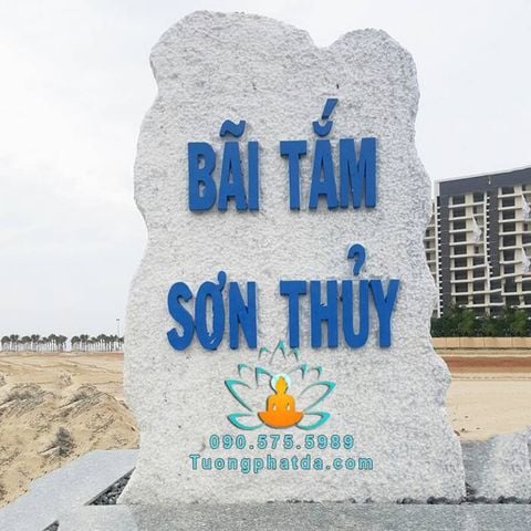 Bảng Hiệu Bằng Đá Trắng Cho Bãi Tắm Biển