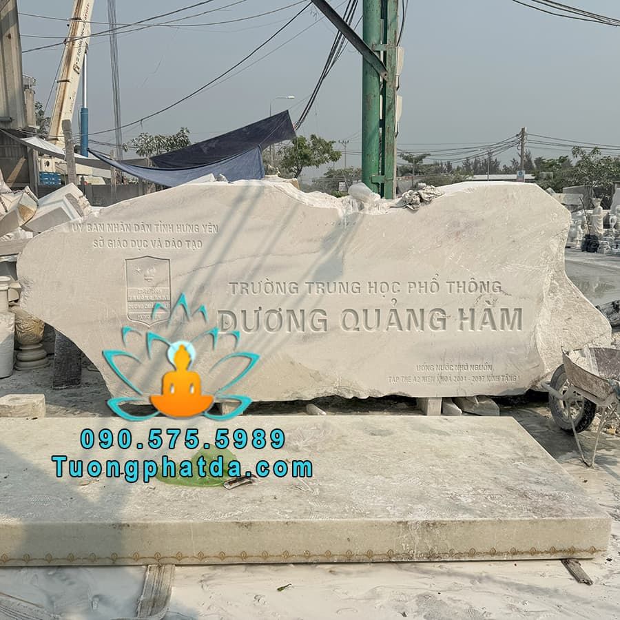 Bảng Hiệu Đá Tự Nhiên Cho Các Trường Đại Học, Cao Đẳng, Trung Học
