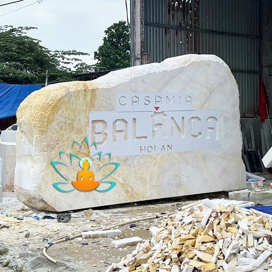 Bảng Hiệu Đá Vàng Cho Dự An Balanca Hội An