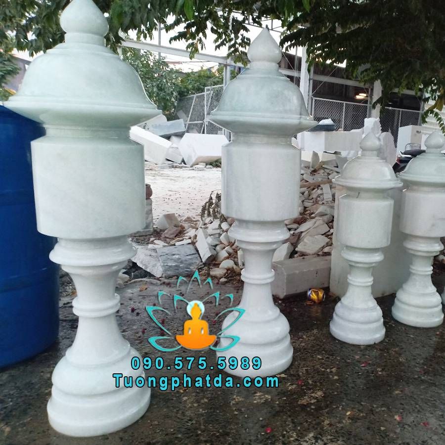 Mẫu Đèn Đá Đẹp Cúng Dường Để Chùa