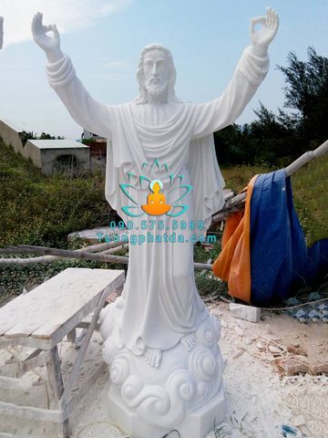 Tượng Chúa Phục Sinh Bằng Đá Tự Nhiên Nguyên Khối