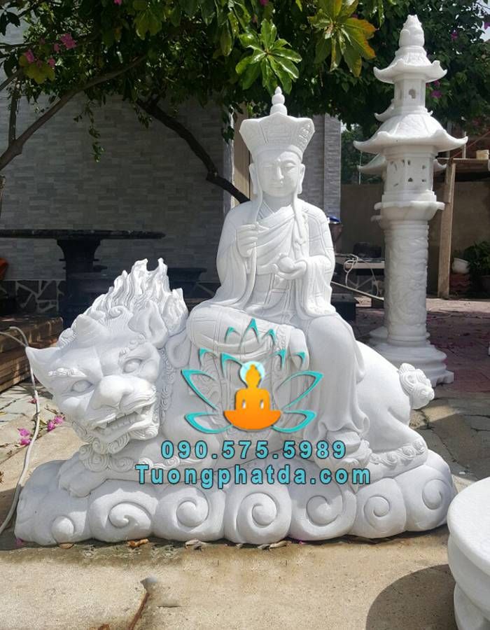 Tượng Địa Tạng Bồ Tát Cưỡi Linh Khuyển bằng đá đẹp