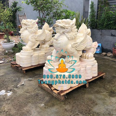 Mẫu Tượng Tỳ Hưu Đá Vàng Phong Thủy Đẹp
