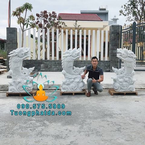 Điêu Khắc Tượng Cá Chép Hóa Rồng Phun Nước Đá Đẹp Tại Bình Dương