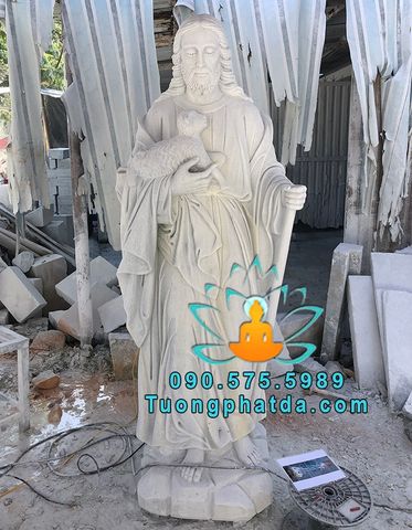Tượng Chúa Chiên Lành Bằng Đá Cẩm Thạch Trắng Đẹp Tại Nam Định