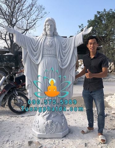 Chế Tác Tượng Chúa Cứu Thế Bằng Đá Cẩm Thạch Trắng Đẹp
