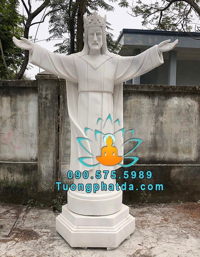 Tượng Chúa Kito Vua Bằng Đá Cẩm Thạch Trắng Đẹp
