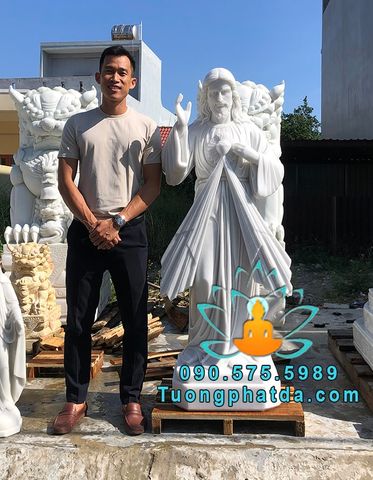 Mẫu Tượng Chúa Thương Xót Đá Cẩm Thạch Trắng Đẹp Tại Bảo Lộc