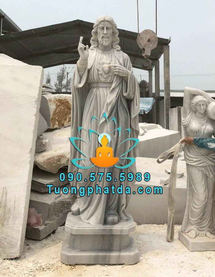 Tượng Chúa Trái Tim Đá Cẩm Thạch Xám Nguyên Khối