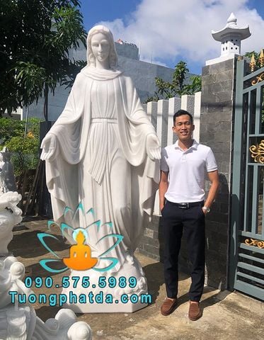 Bán Tượng Đức Mẹ Ban Ơn Bằng Đá Nguyên Khối Cao 2m5
