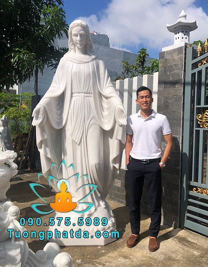Bán Tượng Đức Mẹ Ban Ơn Bằng Đá Nguyên Khối Cao 2m5