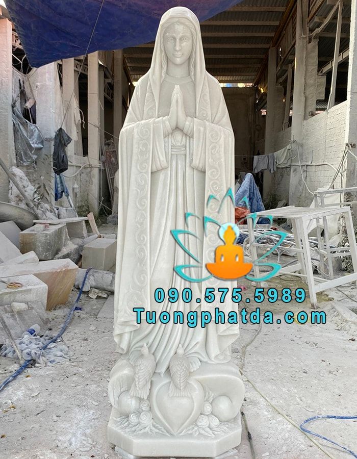 Tượng Đức Mẹ Chấp Tay Hòa Bình Bằng Đá Đẹp