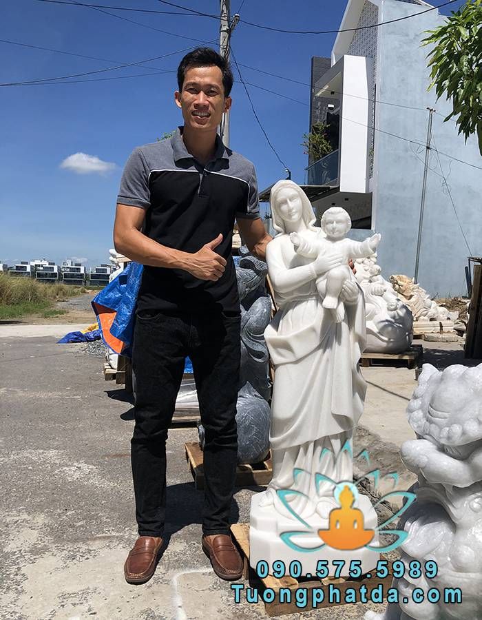Điêu Khắc Tượng Đức Mẹ Maria Bồng Chúa Hài Đồng Đá Tự Nhiên