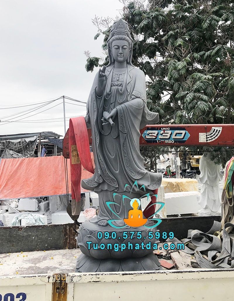 Tượng Phật Quan Âm Bằng Đá Cẩm Thạch Xám Đẹp Tại Nha Trang