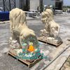 Điêu Khắc Tượng Sư Tử Đứng Núi Đá Cẩm Thạch Vàng Nguyên Khối