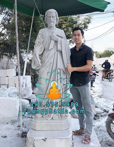 Mẫu Tượng Thánh Giuse Bằng Đá Nguyên Khối Đẹp Tại Hải Dương